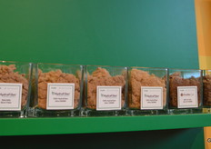 Among other things, Quick Plug brought a line of HydraFibre substrates from Profile Products.